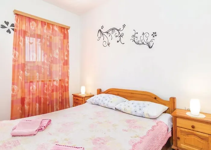 Roža Villa *
