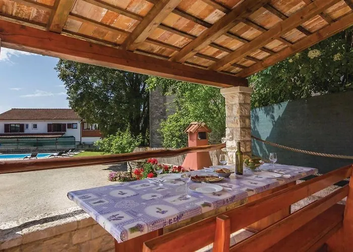 Roža Villa Žminj