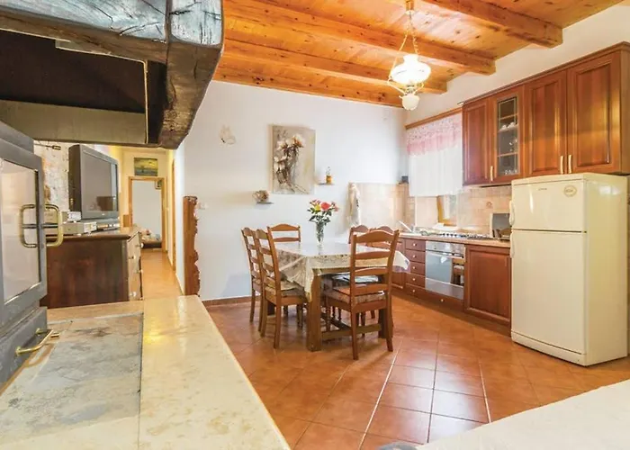 Roža Villa *