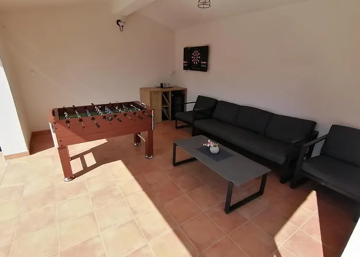Roža Villa